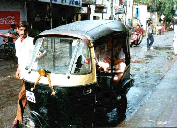 riksha.jpg (58808 bytes)