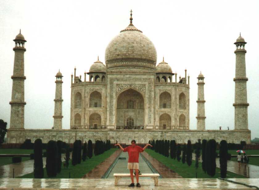 taj_.jpg (41183 bytes)