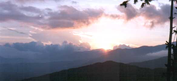 zonsondergang.jpg (10579 bytes)